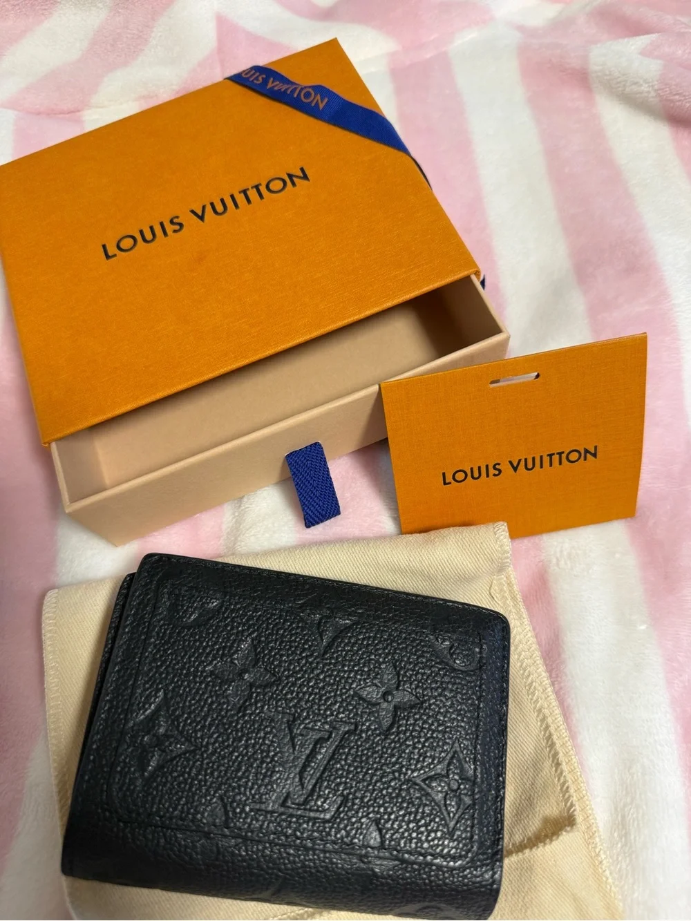 Louis Vuitton Black Pebbled Leather Bifold Wallet with Gold Hardware